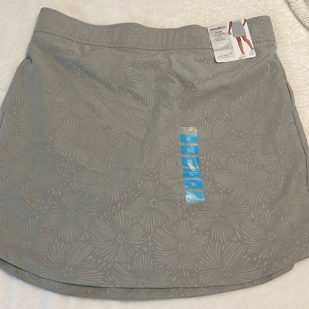 Eddie Bauer skort